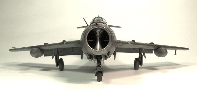 Mikoyan Gurevich MiG 15 Bis - Tamiya 1/48 - Guerra de Corea 02bn